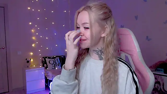 Naughty Mable online show from April 11, 12:26 am