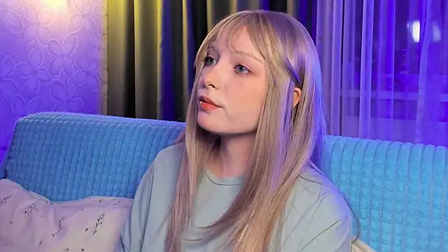 Snapshot of forget_me_not_eve chatting on December 21, 3:41 pm forget me not eve online show from December 21, 3:41 pm