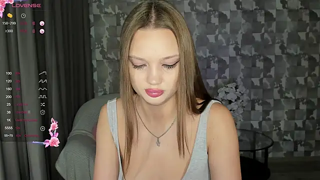 Lovely Lure online show from January 21, 2:00 am