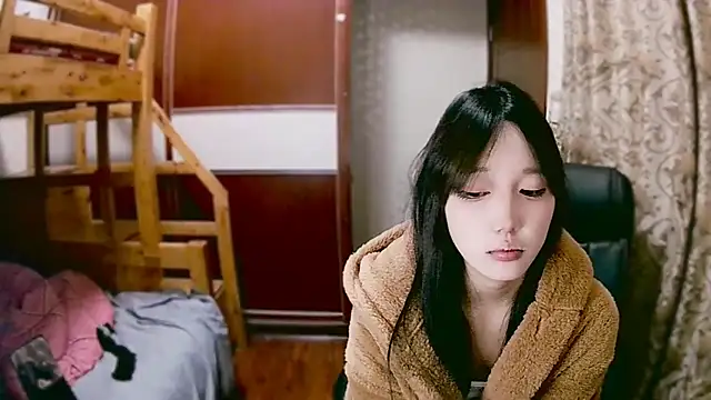 Snapshot of lulu-2002 chatting on December 31, 1:08 pm lulu-2002 online show from December 31, 1:08 pm