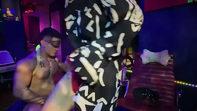 Snapshot of ArabianAsian chatting on September 15, 8:31 pm ArabianAsian online show from September 15, 8:31 pm