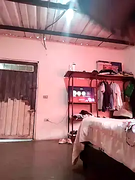 Snapshot of crazysex095 chatting on December 29, 2:52 pm crazysex095 online show from December 29, 2:52 pm