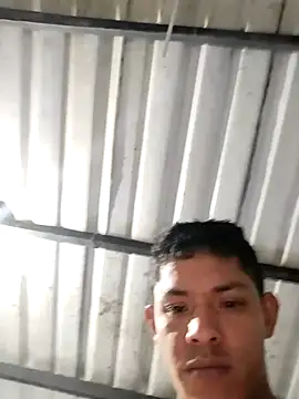 Snapshot of crazysex095 chatting on December 30, 12:54 am crazysex095 online show from December 30, 12:54 am