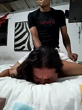 Snapshot of crazysex095 chatting on January 22, 12:48 am crazysex095 online show from January 22, 12:48 am