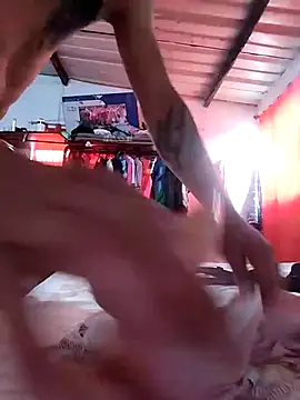 Snapshot of crazysex095 chatting on December 4, 9:34 pm crazysex095 online show from December 4, 9:34 pm