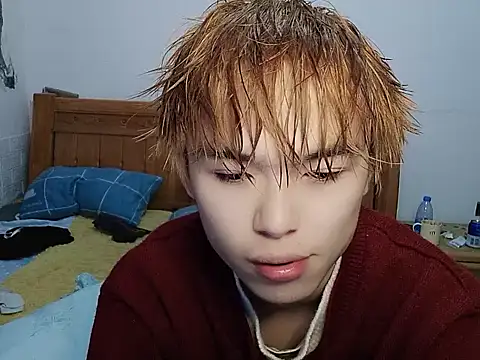 Snapshot of DOUMI98 chatting on December 15, 11:42 pm DOUMI98 online show from December 15, 11:42 pm