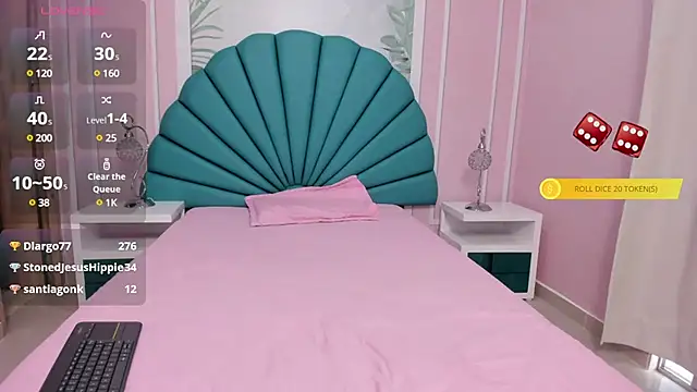 Snapshot of Daphne_Fox_ chatting on January 17, 10:34 pm Daphne Fox online show from January 17, 10:34 pm