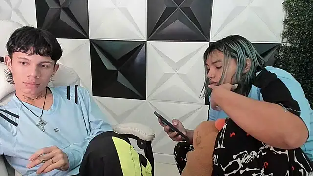 andy dan18 online show from December 15, 8:13 pm