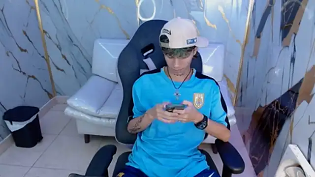 andy dan18 online show from March 27, 7:35 pm