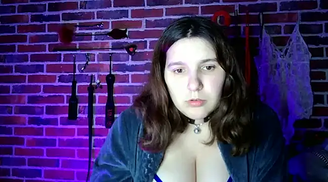 Heleneecesmecs2 online show from January 22, 2:37 am