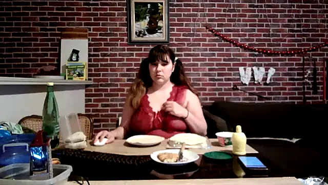 Heleneecesmecs2 online show from April 5, 7:55 pm