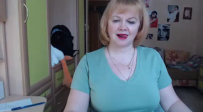 vixey fox online show from January 25, 9:04 am