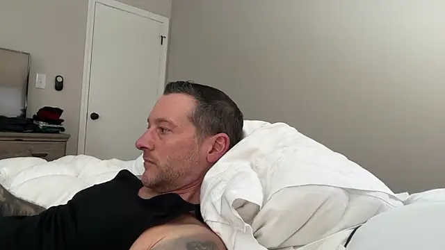 Snapshot of moon-boy chatting on February 12, 9:01 pm moon-boy online show from February 12, 9:01 pm