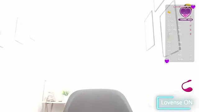 Snapshot of MommyHelpsmee chatting on February 7, 2:08 am MommyHelpsmee online show from February 7, 2:08 am