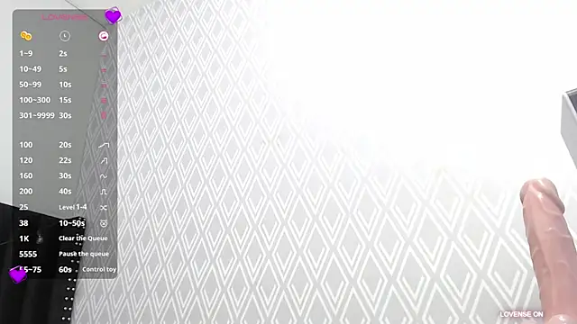 Snapshot of MommyHelpsmee chatting on March 11, 7:58 pm MommyHelpsmee online show from March 11, 7:58 pm