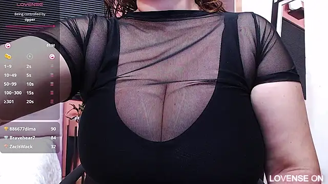 Snapshot of MommyHelpsmee chatting on March 17, 10:49 pm MommyHelpsmee online show from March 17, 10:49 pm