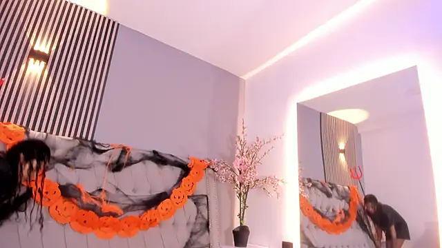 Snapshot of GysellHanson chatting on November 2, 11:23 am GysellHanson online show from November 2, 11:23 am