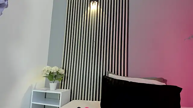 GysellHanson online show from March 3, 11:38 am