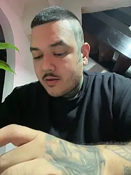 El Titan1998 online show from January 17, 10:45 pm