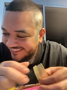 El Titan1998 online show from November 25, 10:32 pm