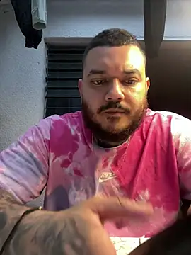 Snapshot of El_Titan1998 chatting on February 27, 10:32 pm El Titan1998 online show from February 27, 10:32 pm