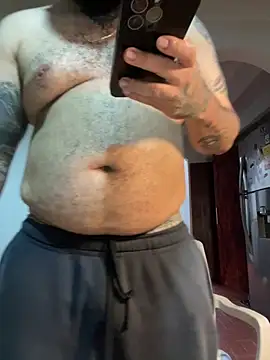 El Titan1998 online show from April 8, 10:32 pm