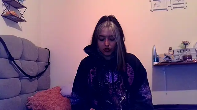 BlueStoneX online show from February 9, 6:50 am