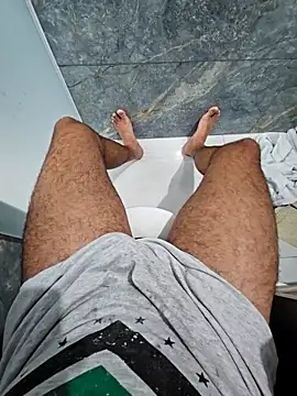 Snapshot of tesaoSP011 chatting on December 1, 4:17 am tesaoSP011 online show from December 1, 4:17 am