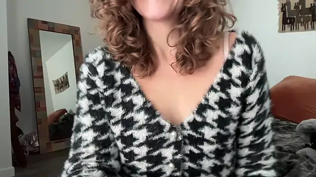 leahsparkles online show from November 24, 3:01 pm