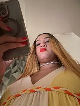 Snapshot of Mariapaula chatting on January 9, 8:33 pm Mariapaula online show from January 9, 8:33 pm