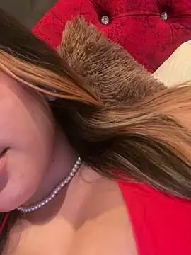 Snapshot of Mariapaula chatting on February 23, 9:59 pm Mariapaula online show from February 23, 9:59 pm