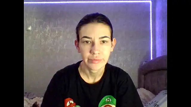 Diamond Danaa online show from February 8, 2:42 pm