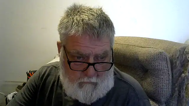 viejo oso online show from March 22, 6:55 pm