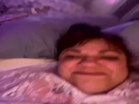 Luciouslouise72xh online show from October 10, 12:15 pm