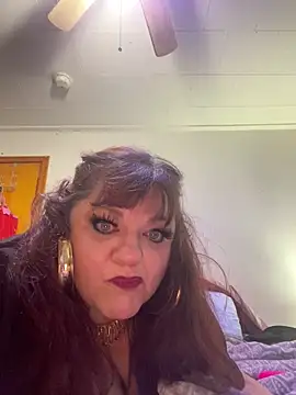 Luciouslouise72xh online show from November 20, 7:19 am