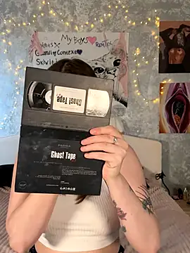 Sabrina shells online show from October 12, 10:47 am