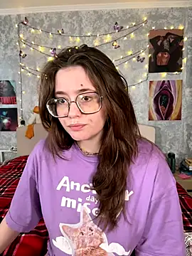 Sabrina shells online show from December 18, 10:43 am