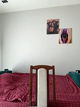 Sabrina shells online show from April 16, 8:48 am