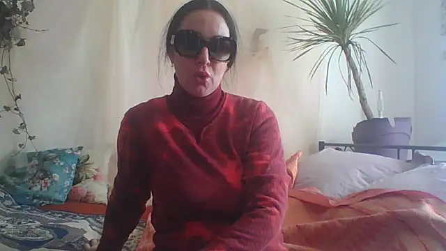 BELLAMORGANE1 online show from February 5, 4:14 pm