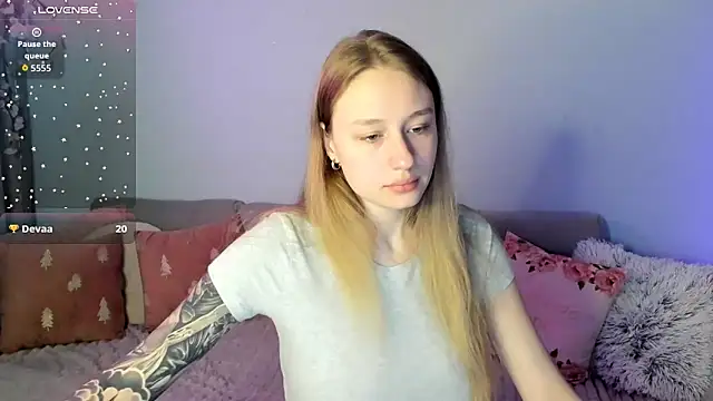 Haley Vixen online show from June 3, 8:06 am