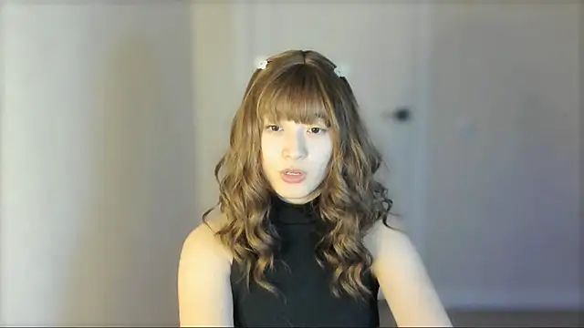  hannah baker online show from February 2, 12:46 pm