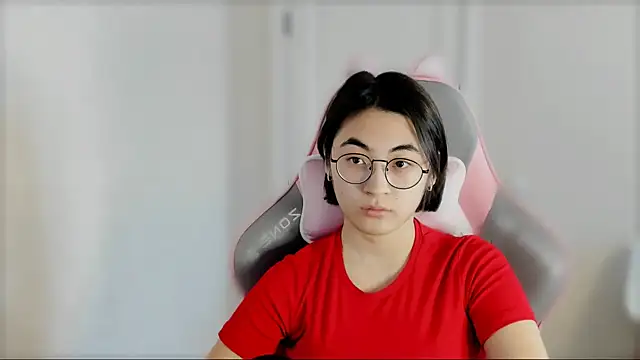  hannah baker online show from February 28, 12:42 pm