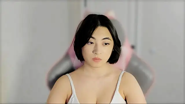  hannah baker online show from March 18, 11:30 am