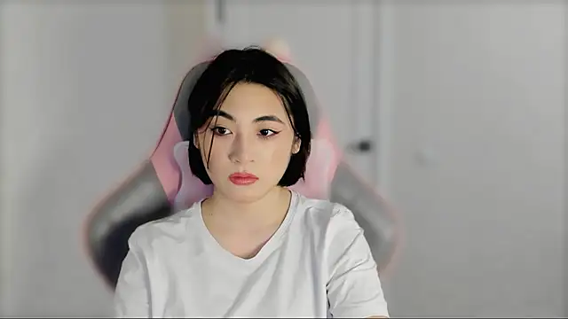  hannah baker online show from March 22, 7:04 am