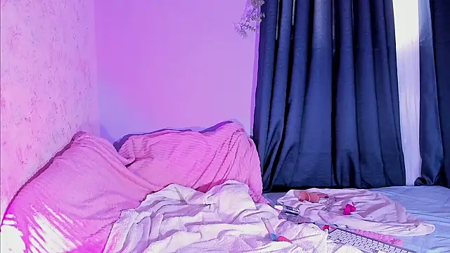 NattSumi online show from December 20, 2:24 pm