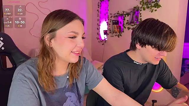 RobertAndLinela online show from November 29, 2:36 am