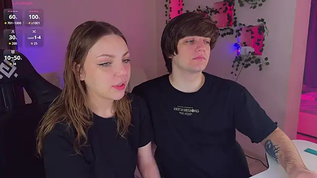 RobertAndLinela online show from June 2, 4:36 am