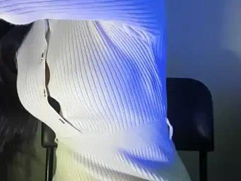 Snapshot of Somiya87 chatting on December 30, 9:40 pm Somiya87 online show from December 30, 9:40 pm