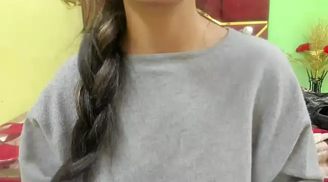 Snapshot of Somiya87 chatting on March 5, 9:48 pm Somiya87 online show from March 5, 9:48 pm