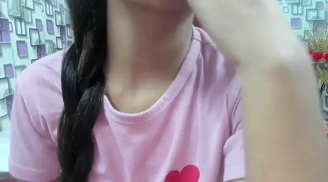 Snapshot of Somiya87 chatting on March 14, 3:26 am Somiya87 online show from March 14, 3:26 am